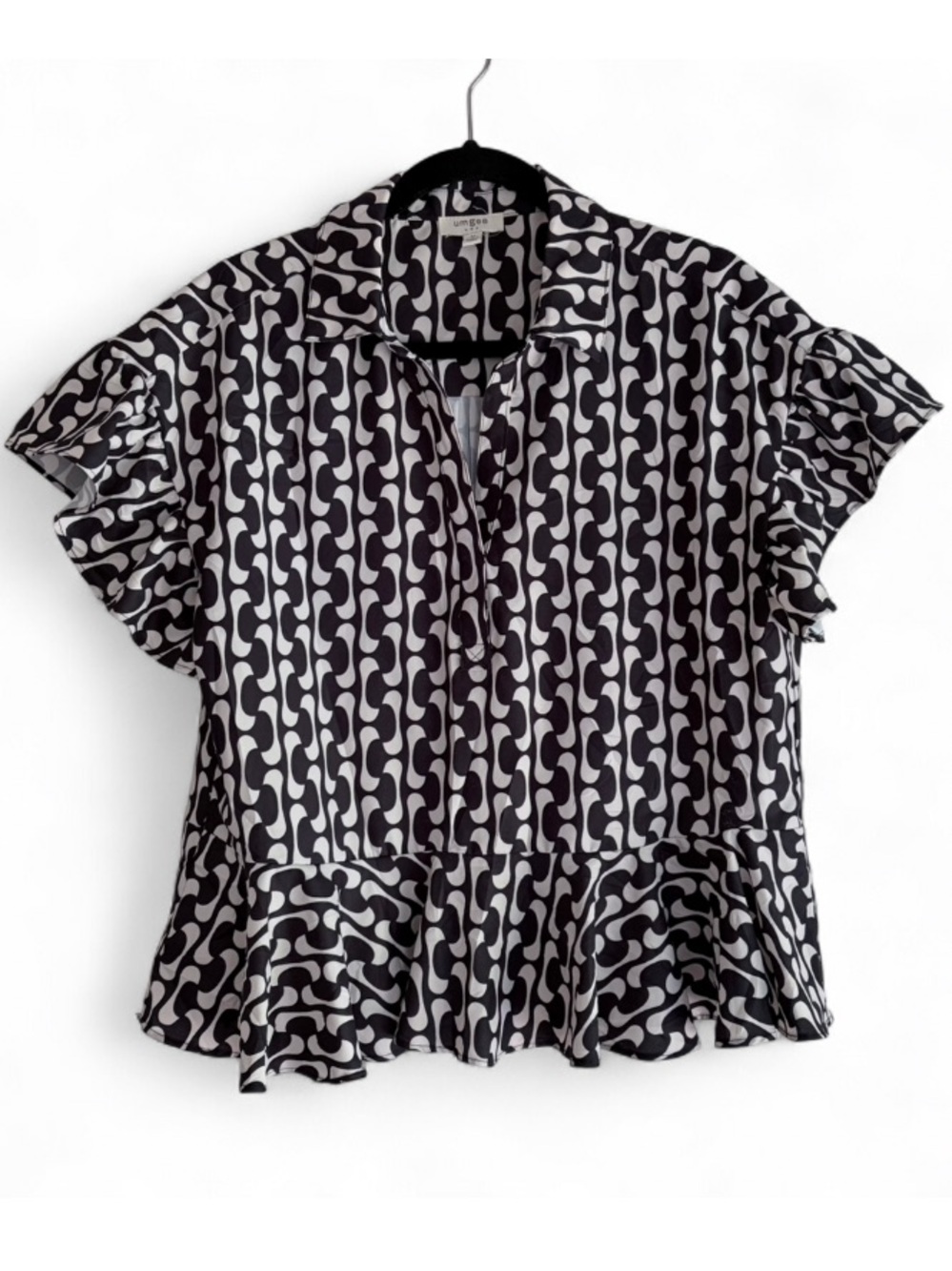 Umgee Black and White Retro Mod Print Ruffle Short Sleeve Shirt Size M